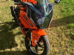 KTM RC 125 RACE GP EDITION 1 HAND TOP ZUSTAND