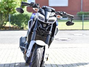 YAMAHA MT-125 RE40