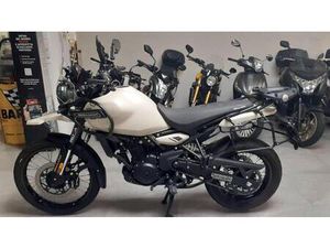 VENDO ROYAL ENFIELD HIMALAYAN 450 (2024 - 25) USATA A CANTU' (CODICE 9834446) - MOTO.IT
