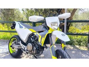 VENDO HUSQVARNA 701 SUPERMOTO (2022) USATA A MERANO/MERAN (CODICE 9834421) - MOTO.IT