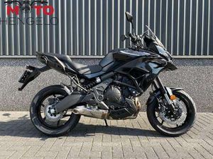 KAWASAKI VERSYS 650 ZWART