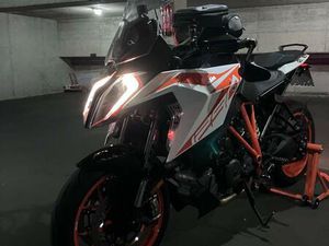 KTM SUPERDUKE 1290 GT