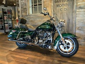 HARLEY-DAVIDSON® ROAD KING® 2019 FLHR U863-19 KINETIC GREEN