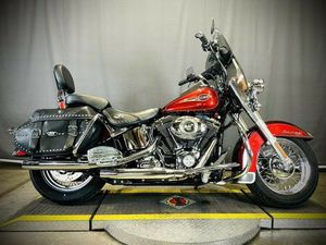 2008 HARLEY-DAVIDSON® FLSTC - HERITAGE SOFTAIL®