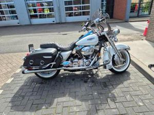 HARLEY DAVIDSON ROADKING CLASSIC BOUWJAAR 2004 — MOTOREN | HARLEY-DAVIDSON — MARKTPLAATS