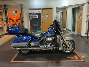 2017 HARLEY-DAVIDSON FLHTK - ULTRA LIMITED