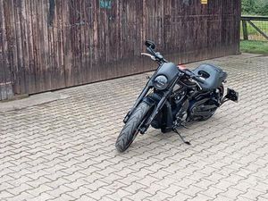 HARLEY-DAVIDSON NIGHT ROD
