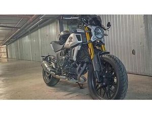 VENDO CFMOTO 700CL-X HERITAGE (2021 - 25) USATA A NAPOLI (CODICE 9834878) - MOTO.IT