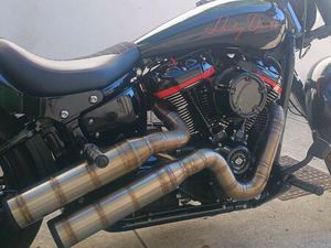 VENDO HARLEY-DAVIDSON BREAKOUT (2021 - 22) USATA A ALBIOLO (CODICE 9834943) - MOTO.IT