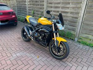TRIUMPH SPEED TRIPLE 1050 EDITION 94