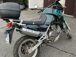 KAWASAKI KLE 500