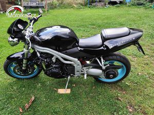 TRIUMPH SPEED TRIPLE