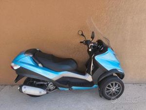 PIAGGIO MP3 250