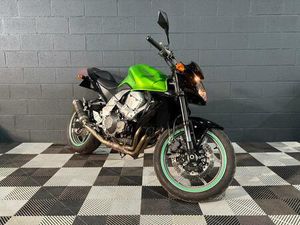 ② KAWASAKI Z750