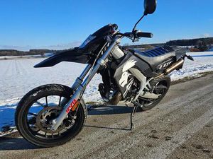 APRILIA SX 50 SUPERMOTO SCHALTMOPED 45KMH PAPIERE AM FÜHRERSCHEIN