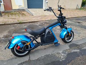 ANDERE ELEKTRO SCOOTER CHOPPER ROLLER
