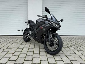 KAWASAKI NINJA 650