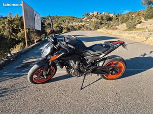KTM DUKE 790