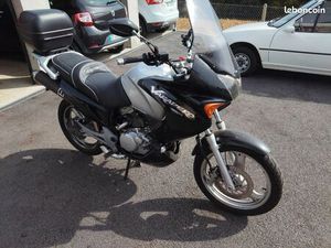 MOTO VARADERO 125CM³