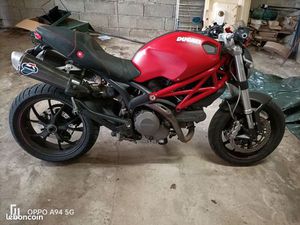 VEND DUCATI MONSTER 796 A2