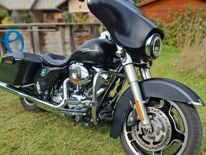 HARLEY DAVIDSON STREET GLIDE
