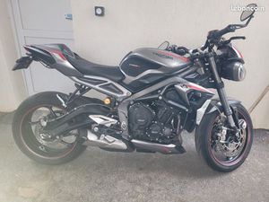STREET TRIPLE 765 RS