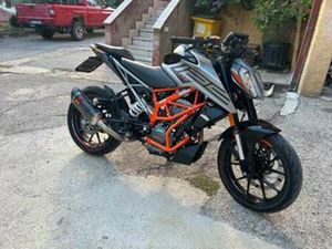 KTM DUKE 125