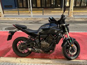 YAMAHA MT-07