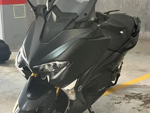 YAMAHA TMAX 530