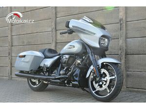 HARLEY DAVIDSON FLHX STREET GLIDE