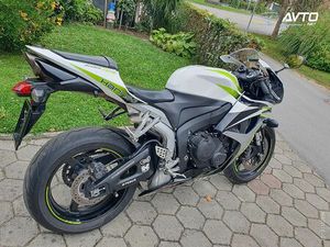 HONDA CBR600RR
