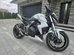 HONDA CB1000R SC60 KNURÓW