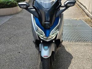 HONDA FORZA 125