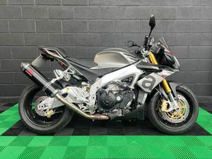 2015 APRILIA TUONO 1100 V4 A VENDRE