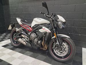 2018 TRIUMPH STREET TRIPLE 765 RR LOW A VENDRE