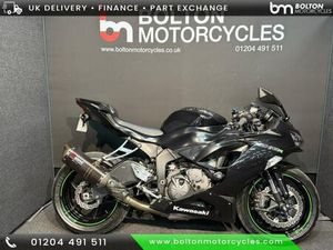 KAWASAKI ZX636 PERFORMANCE MOTORCYCKE BLACK