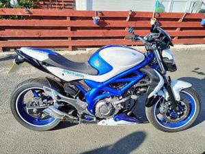 SUZUKI, SFV, 2012, 645 (CC)