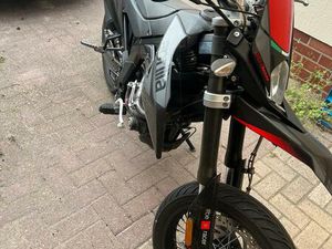 APRILIA SX 125 SUPERMOTO