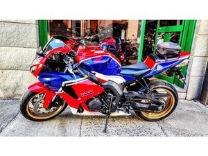 VENDO HONDA CBR 1000 RR FIREBLADE (2006 - 07) USATA A CUNEO (CODICE 9835649) - MOTO.IT