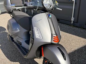 OCCASION VESPA GTS 300 HPE SUPER SPORT