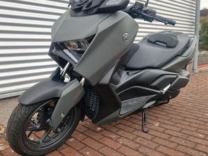 YAMAHA X-MAX 300 MY2024