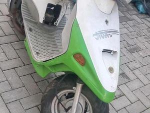 ROLLER ADLY JET VIVA 50 2TAKT BASTLER ODER FUR TEILE MUSS WEG