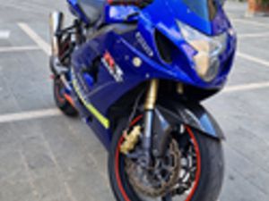 SUZUKI GSX R 600 K4