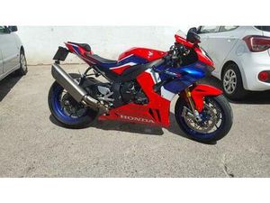 HONDA - CBR 1000 RR