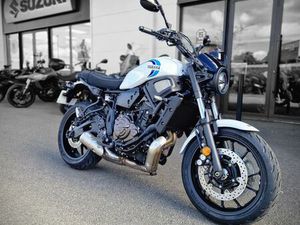 RADSTER YAMAHA XSR700 ETAT NEUF + GARANTIE 5 ANS + LOA POSSIBLE