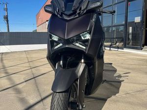YAMAHA X-MAX TECH MAX