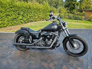HARLEY DYNA STREETBOB 103
