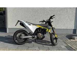 HUSQVARNA 701 2021 EURO 5 GEDROSSELT