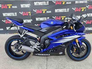 VENDO YAMAHA YZF R6 (2006 - 07) USATA A BADIA PAVESE (CODICE 9836621) - MOTO.IT