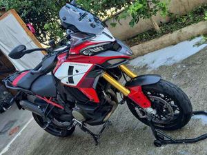 DUCATI MULTISTRADA V4 S PIKEAS PEAK ROSSO